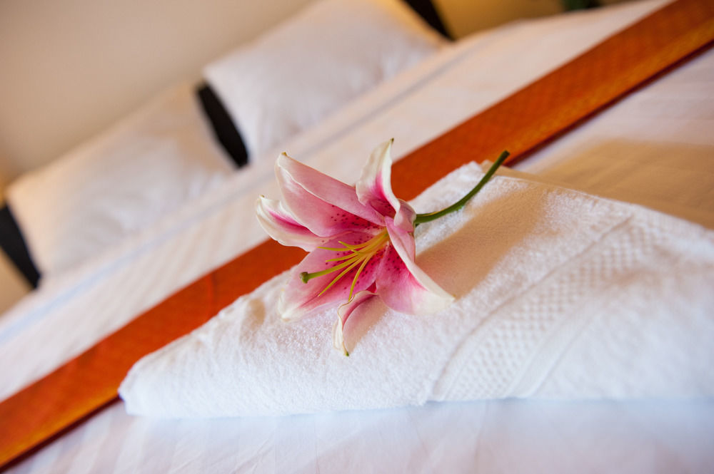 Villa Silk Road Hotel พนมเปญ ภายนอก รูปภาพ