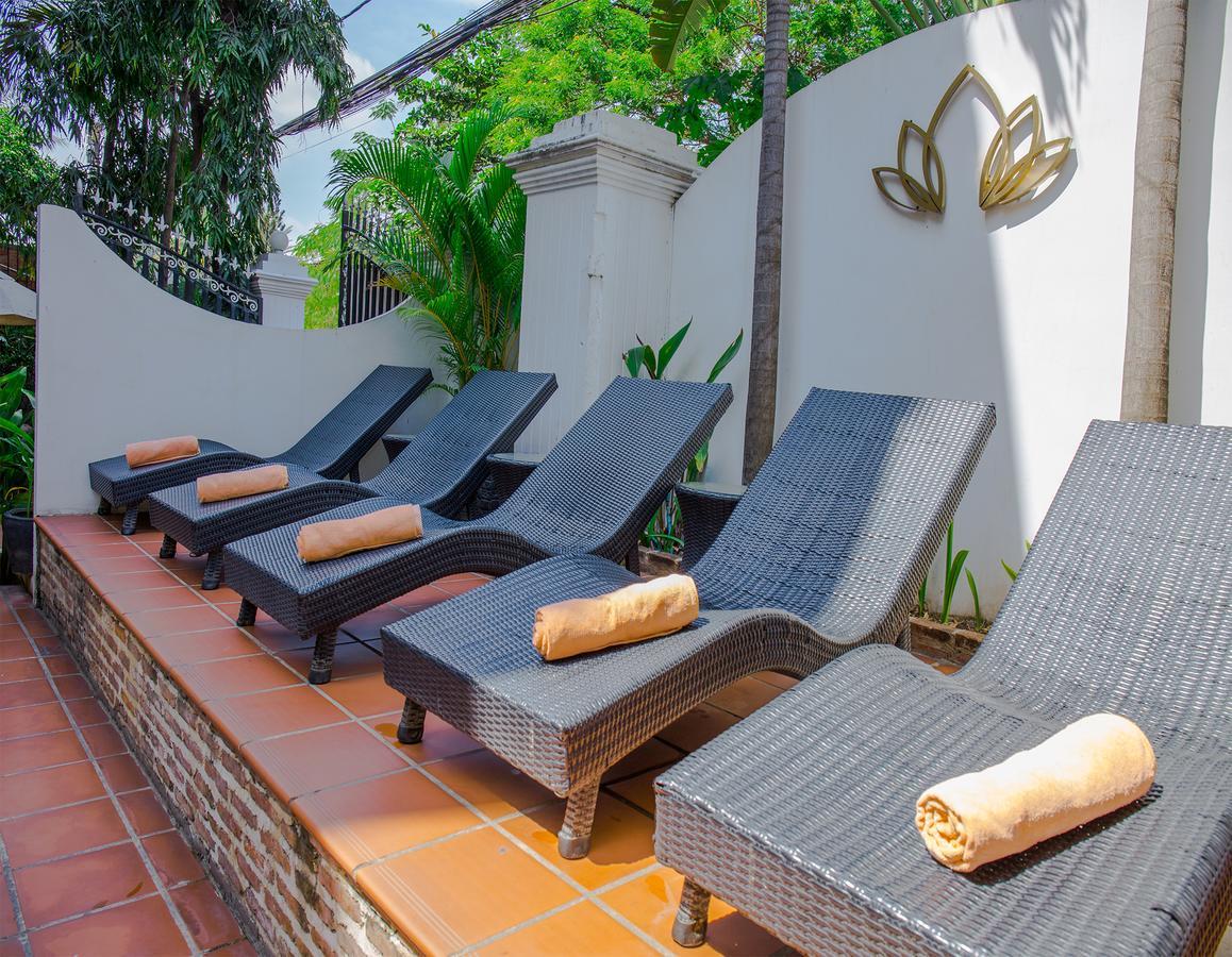 Villa Silk Road Hotel พนมเปญ ภายนอก รูปภาพ